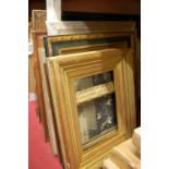 A quantity of picture frames, principally being gilt composition, of various sizes (9)