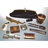 A small collection of miscellaneous items, to include a Chinese desk seal in fitted lacquered box,