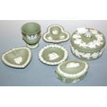 A quantity of Wedgwood green jasper wares, to include trinket box and cover, ashtrays, campagna