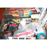 A box of various Scalextric accessories, to include tower floodlights, electronic think tank, cars