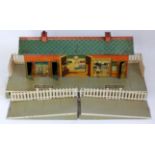 Hornby 1927-9 no. 2 station "Windsor" with red brick building, grey platform, 1st/3rd class