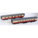 Pair red/cream Thompson corridor coaches, maker unknown, poor finish, finescale wheels (A)