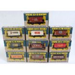 Tray of 10 boxed Hornby-Dublo 2-rail wagons with 10 boxed and 2 unboxed Wrenn wagons, some