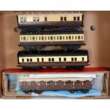 Large tray four GW bogie coaches, 3x kit scratch built, all (F), and a Slaters kit built clerestory,