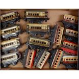 Large tray containing mainly pre-war Hornby coaches including 4 x No.1 Pullman; 3 x No.1 Pullman