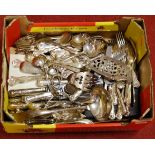 A box of assorted loose silver plated flatware, to include Kings pattern examples