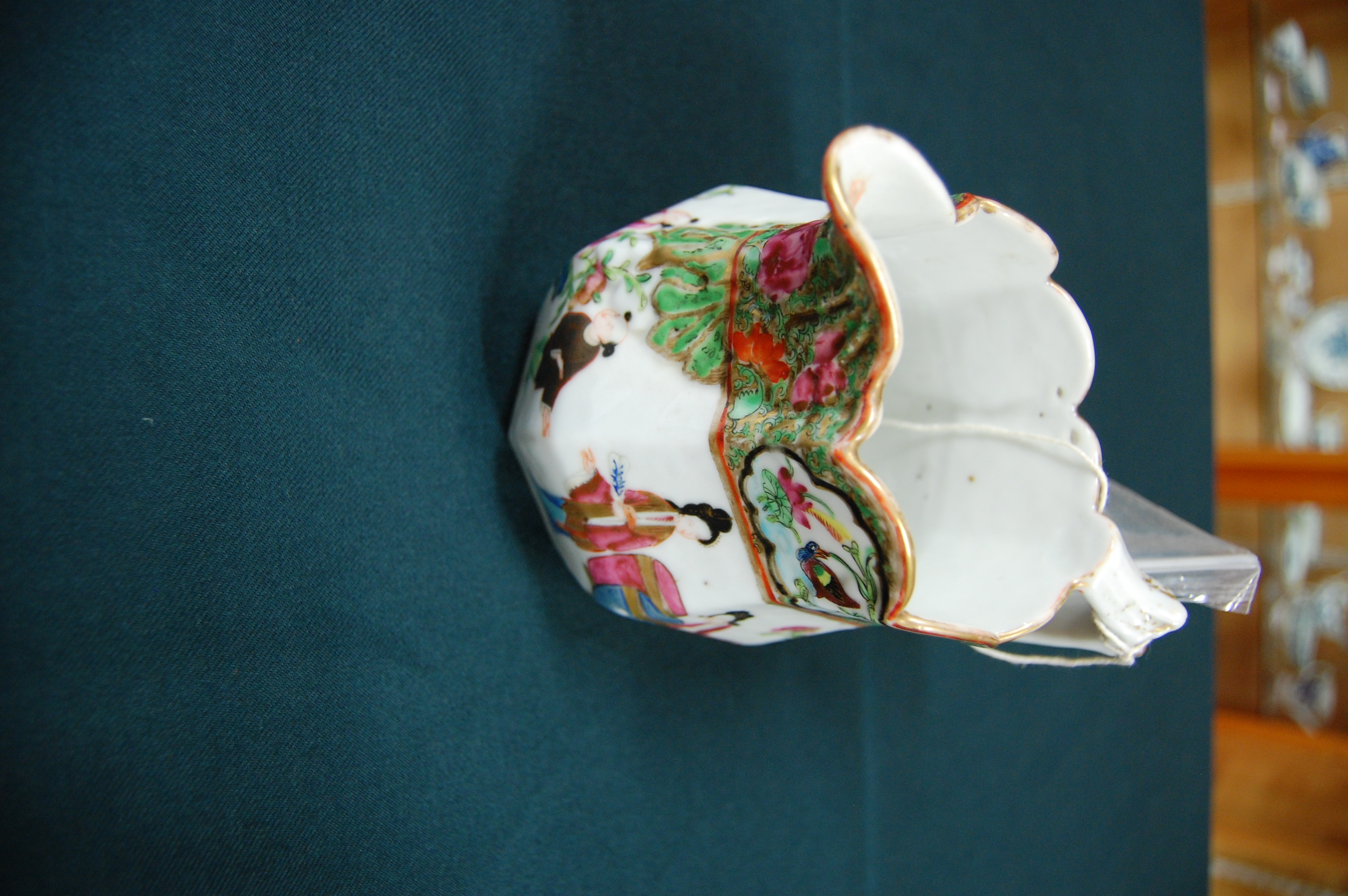 A Chinese Canton part tea service, comprising teapot, large cream jug, sugar bowl and cover, five - Image 20 of 50