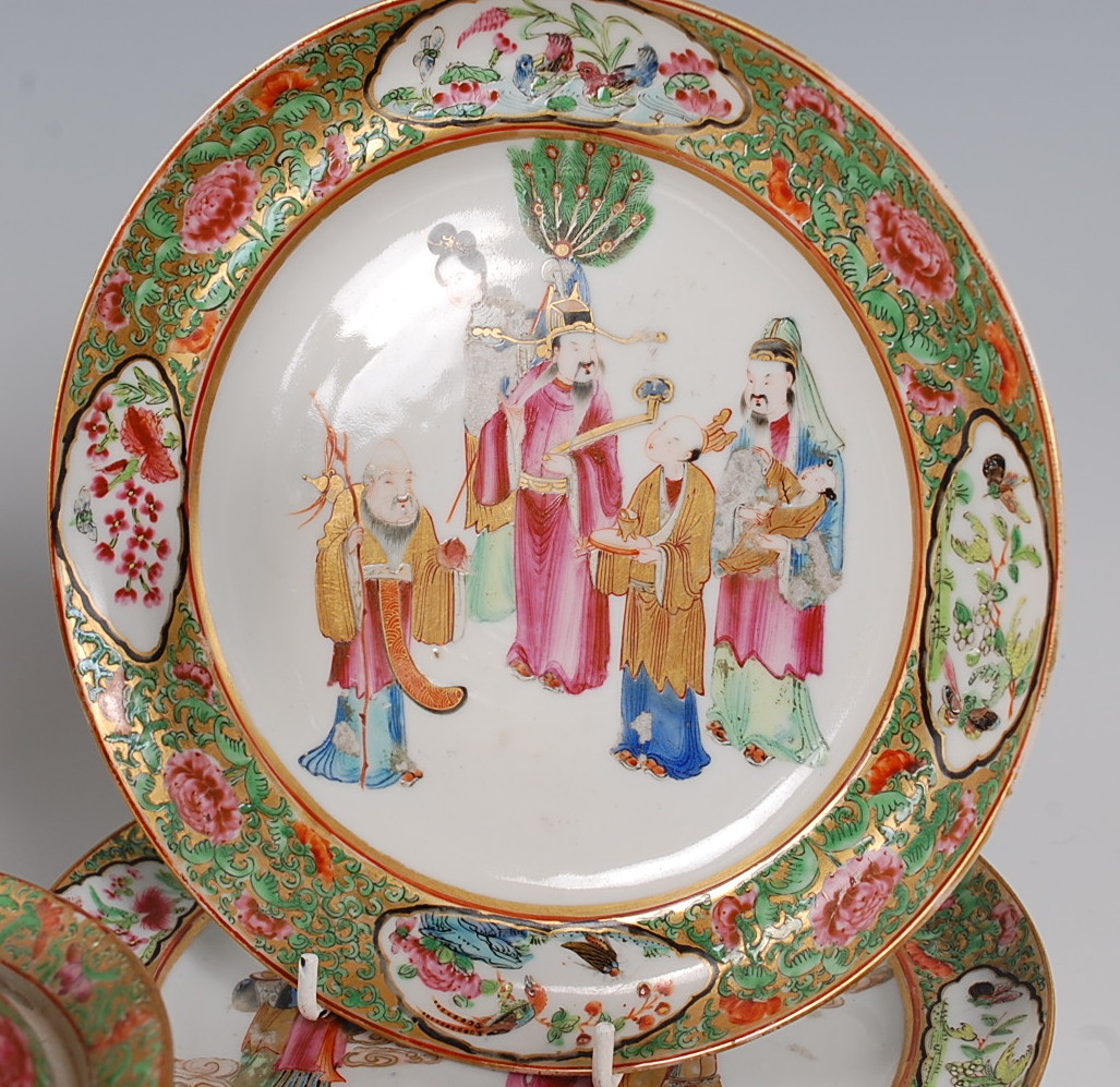 A Chinese Canton part tea service, comprising teapot, large cream jug, sugar bowl and cover, five - Image 2 of 50
