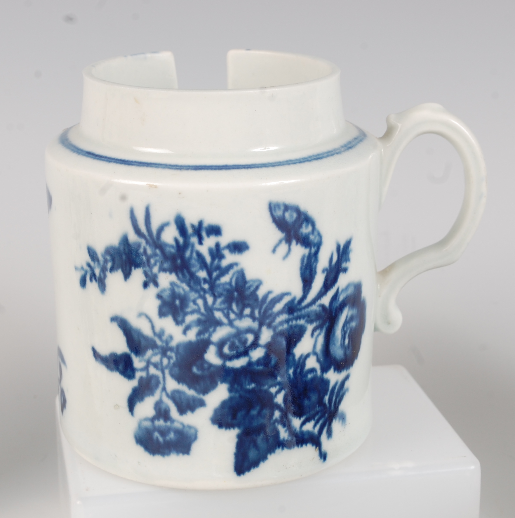 A Worcester porcelain chocolate cup, decorated in the Three Flowers pattern, circa 1770, crescent - Image 2 of 4