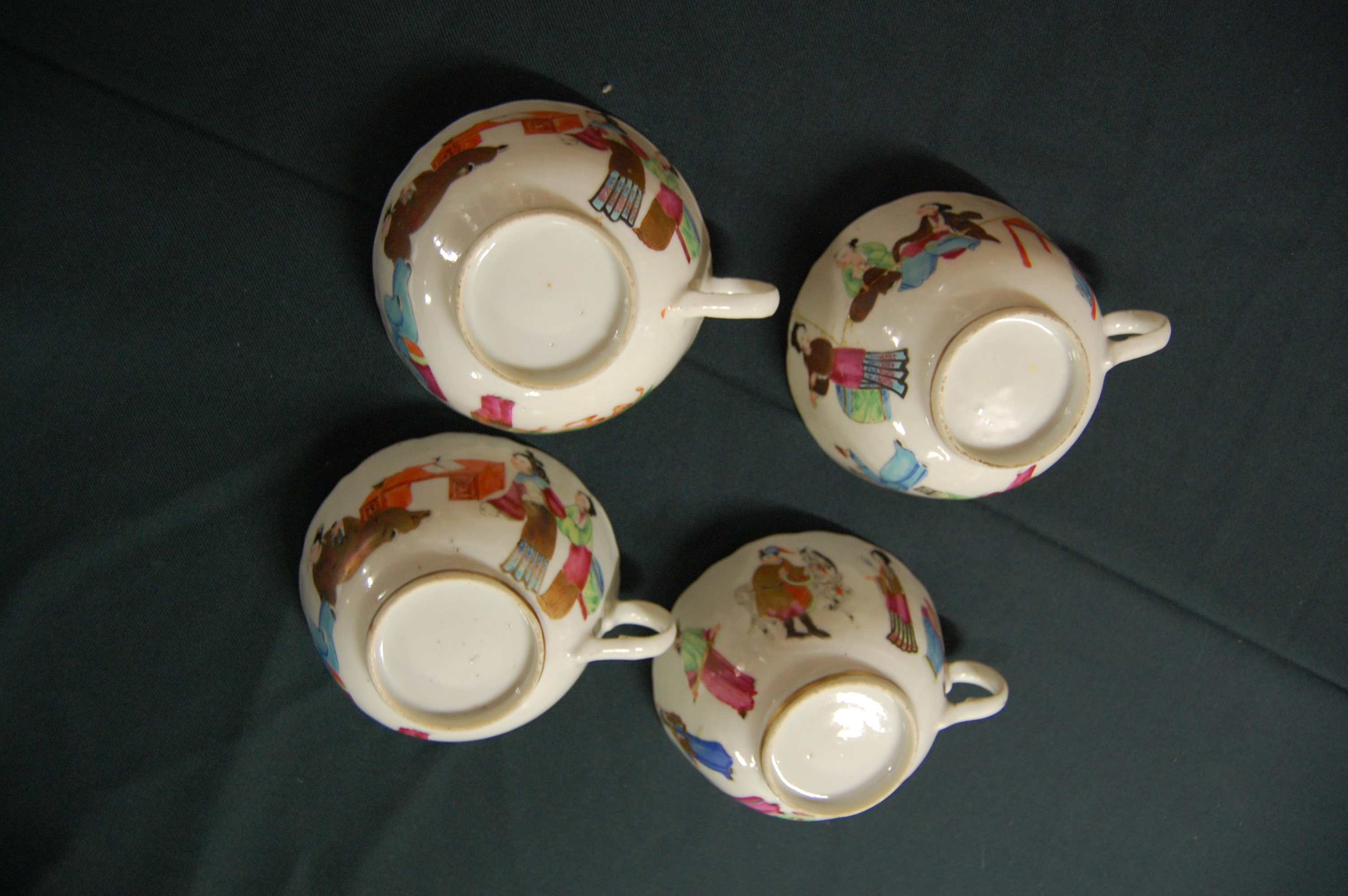 A Chinese Canton part tea service, comprising teapot, large cream jug, sugar bowl and cover, five - Image 43 of 50