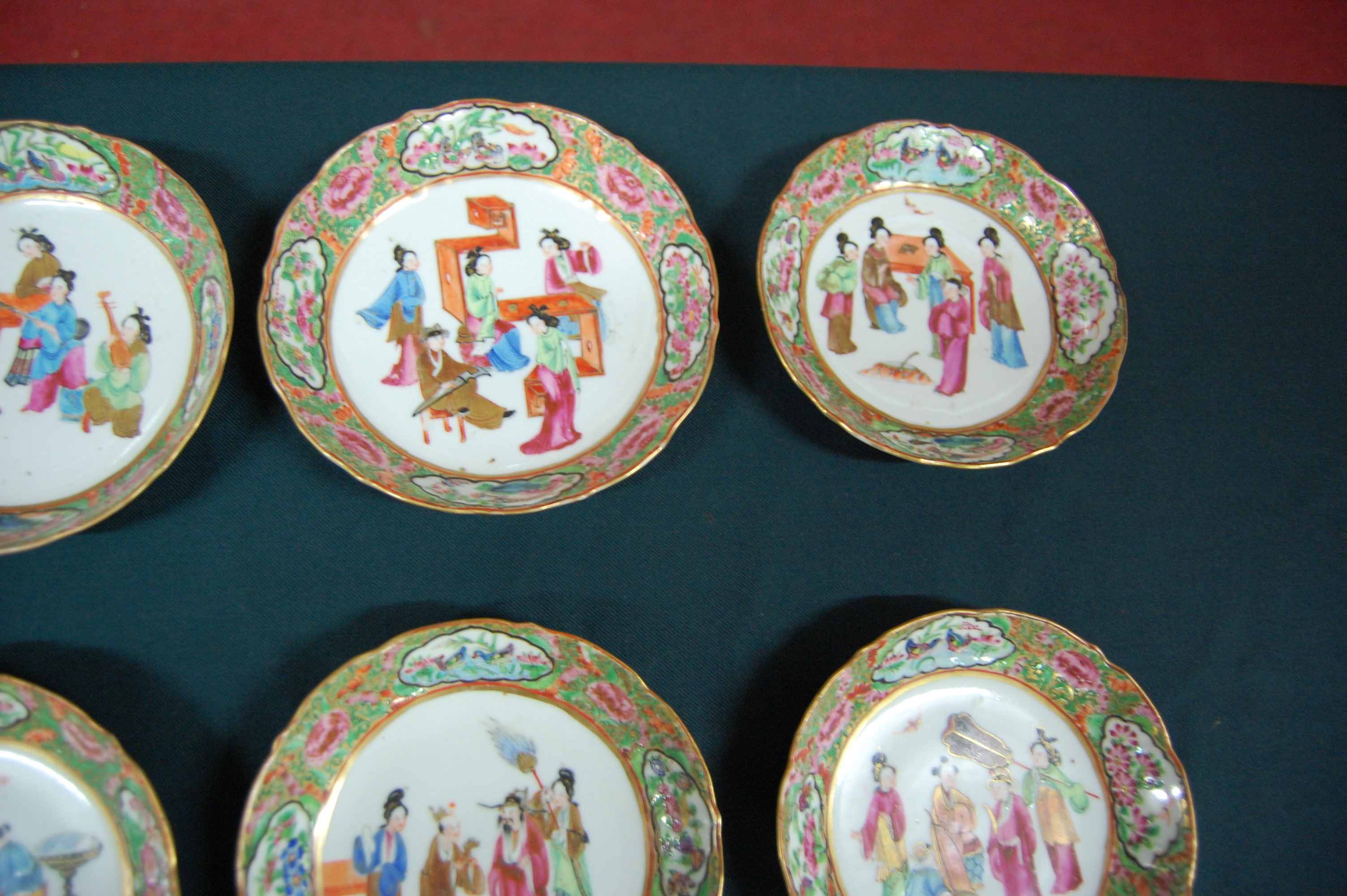 A Chinese Canton part tea service, comprising teapot, large cream jug, sugar bowl and cover, five - Image 32 of 50