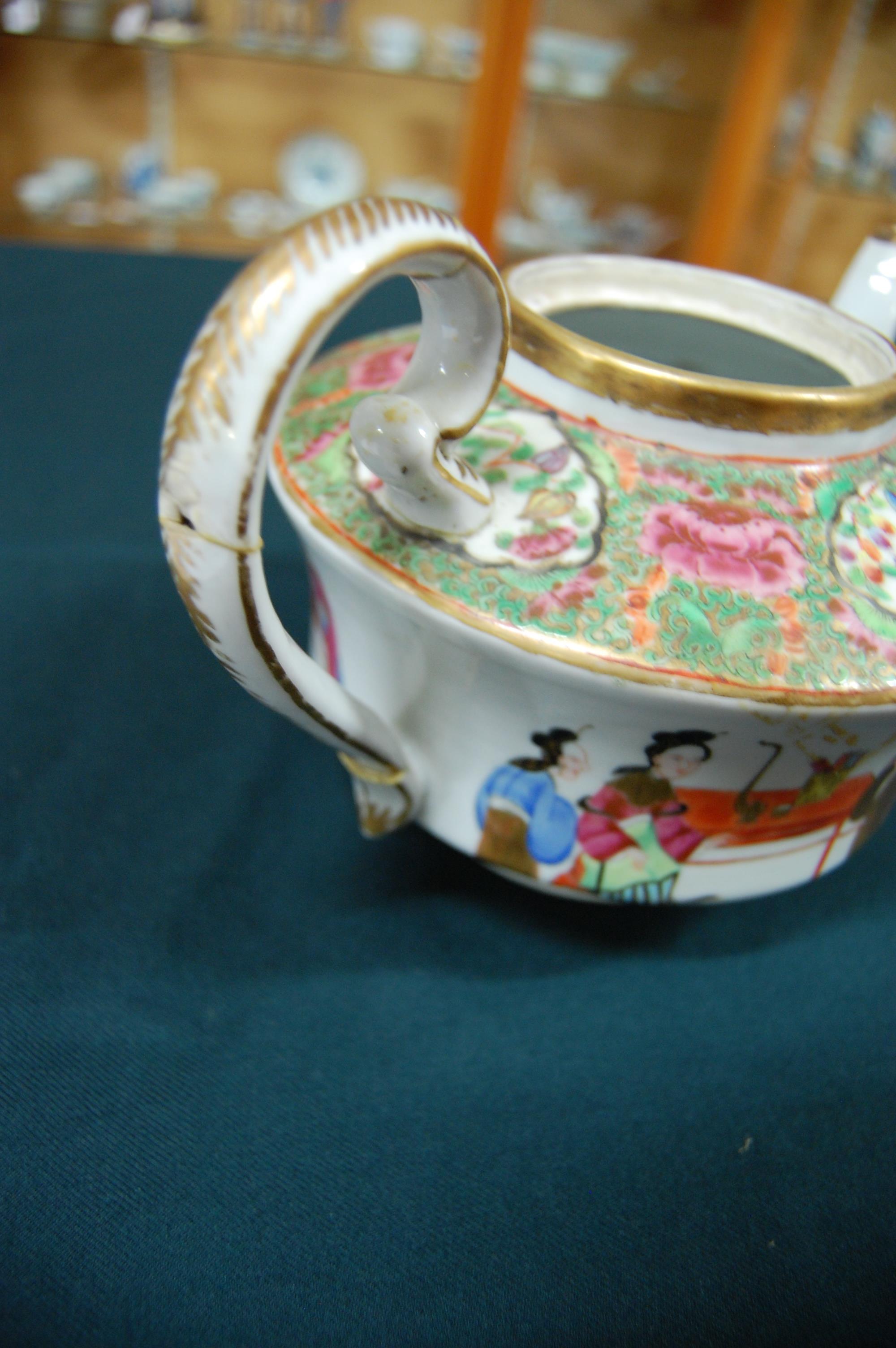 A Chinese Canton part tea service, comprising teapot, large cream jug, sugar bowl and cover, five - Image 17 of 50