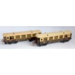 Hornby 1925/28 No. 2 Pullman coach brown/cream opening doors with printed windows lined Pullman