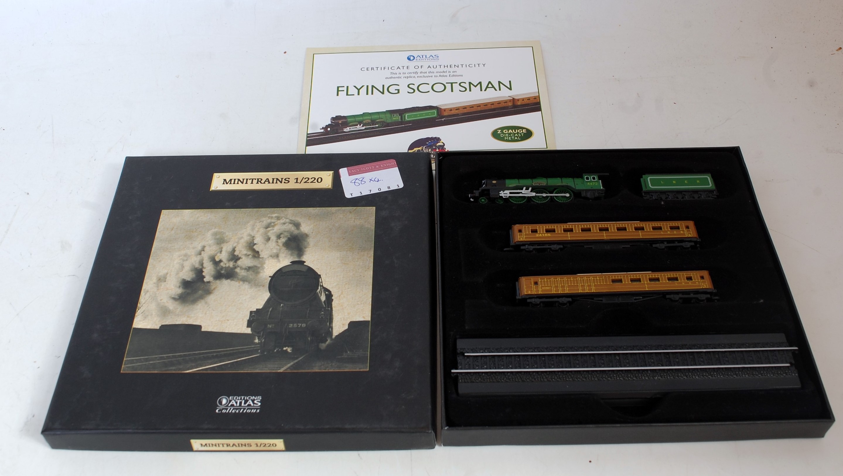 Four limited edition Minitrains scale 1/220, Golden Arrow, Flying Scotsman, Mallard, SNCF - Image 4 of 4