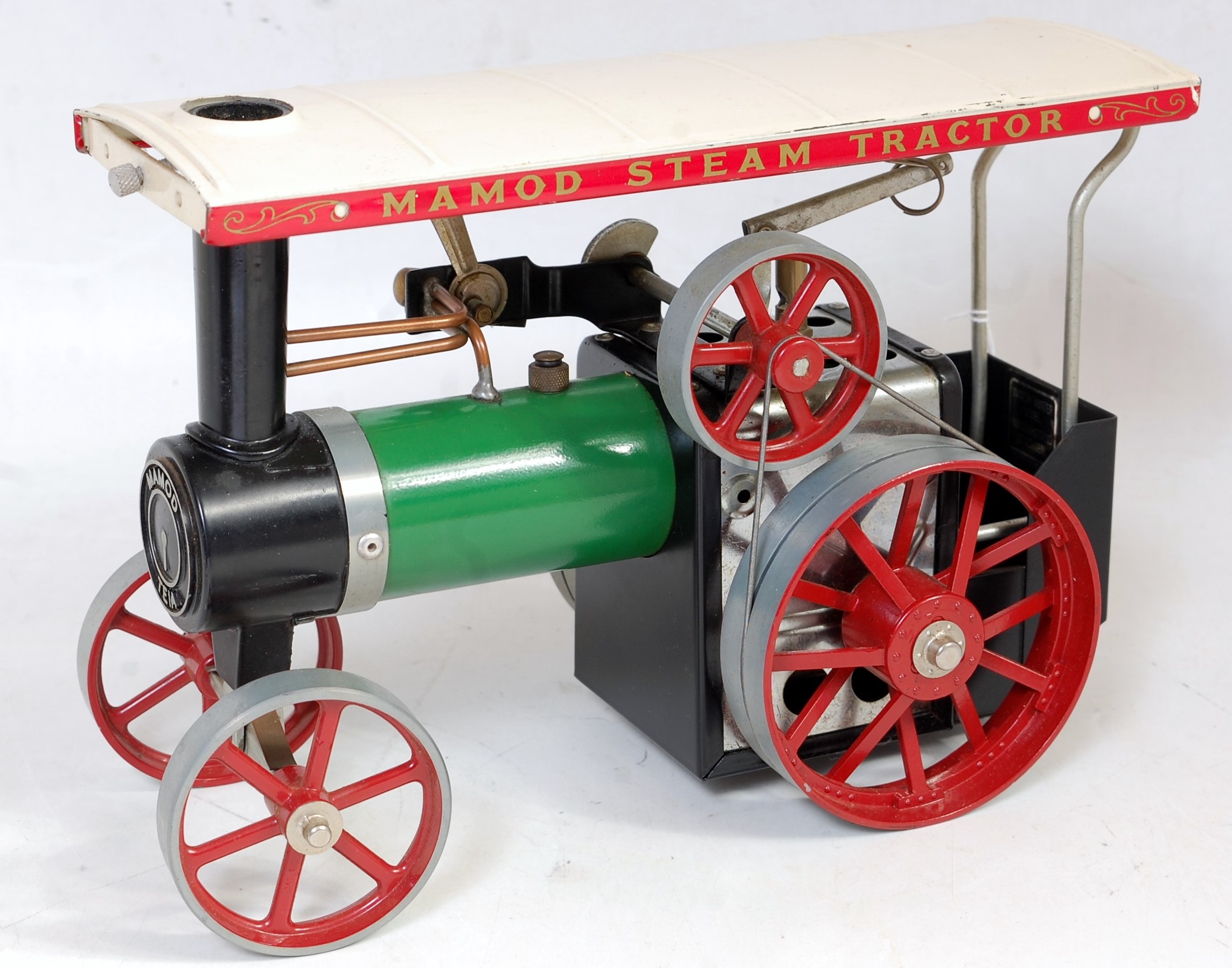 Three various loose Mamod live steam traction engines and related accessories to include a TE1A - Image 3 of 3