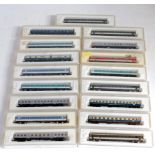 17 Marklin Z gauge bogie coaches mixed liveries including DB and SBB (G-BG)