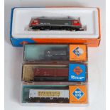 A Roco N gauge 02166A Bo-Bo Swiss Electric SBB CFF FFS grey with instructions and 3 various
