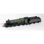 A Hornby DCC fitted Great () Western green 'Ketley Hall' with instructions (G)