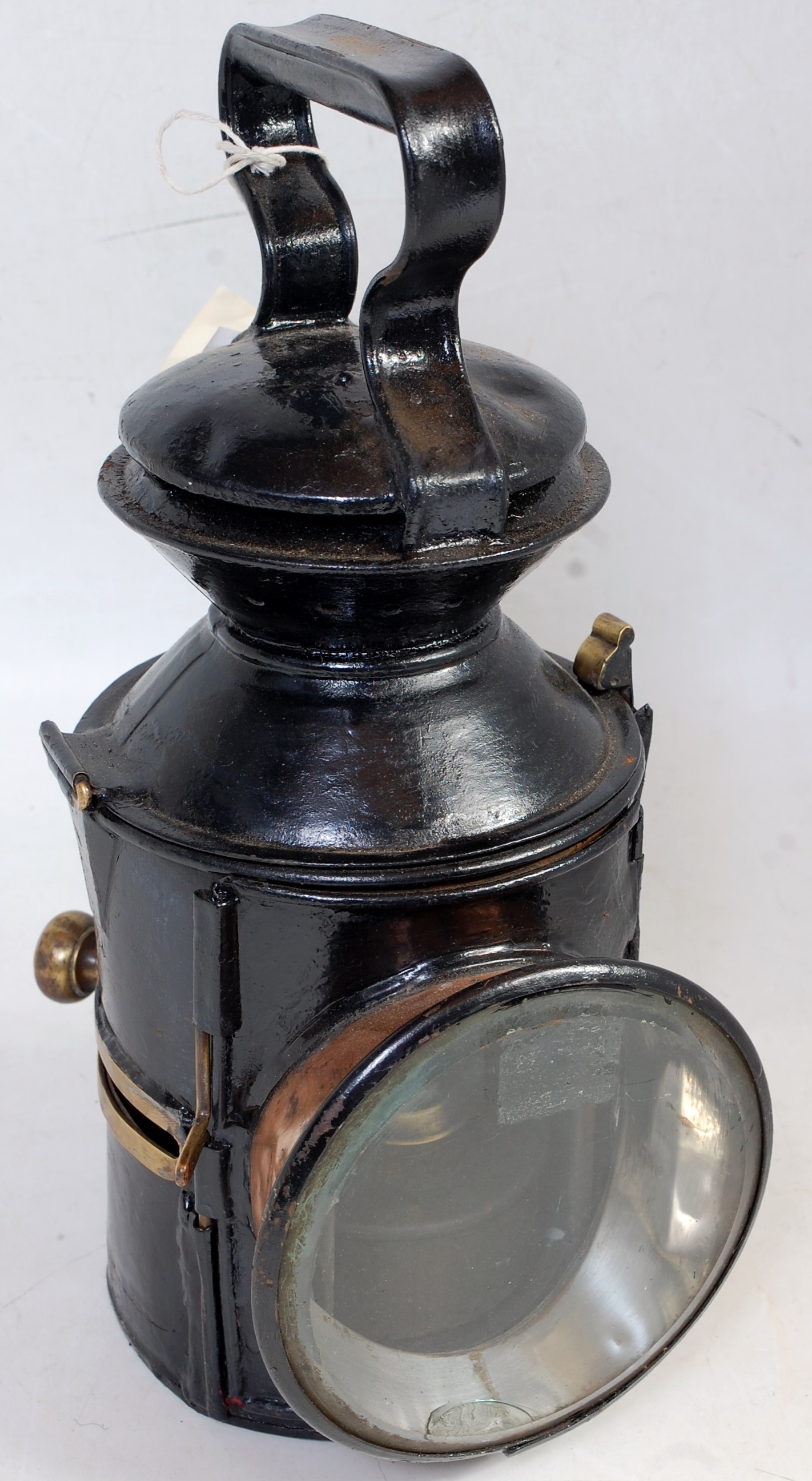 An LNER GER style knob lamp dated 1929