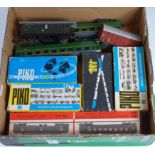 4 various Piko wagons (G-BG), a Playcraft P453 FNR coach (BG), 2 Lima unboxed H0 coaches and a