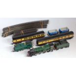 Mixed collection of mainly Hornby items GWR Hall class engine and tender 'Albert Hall', GWR