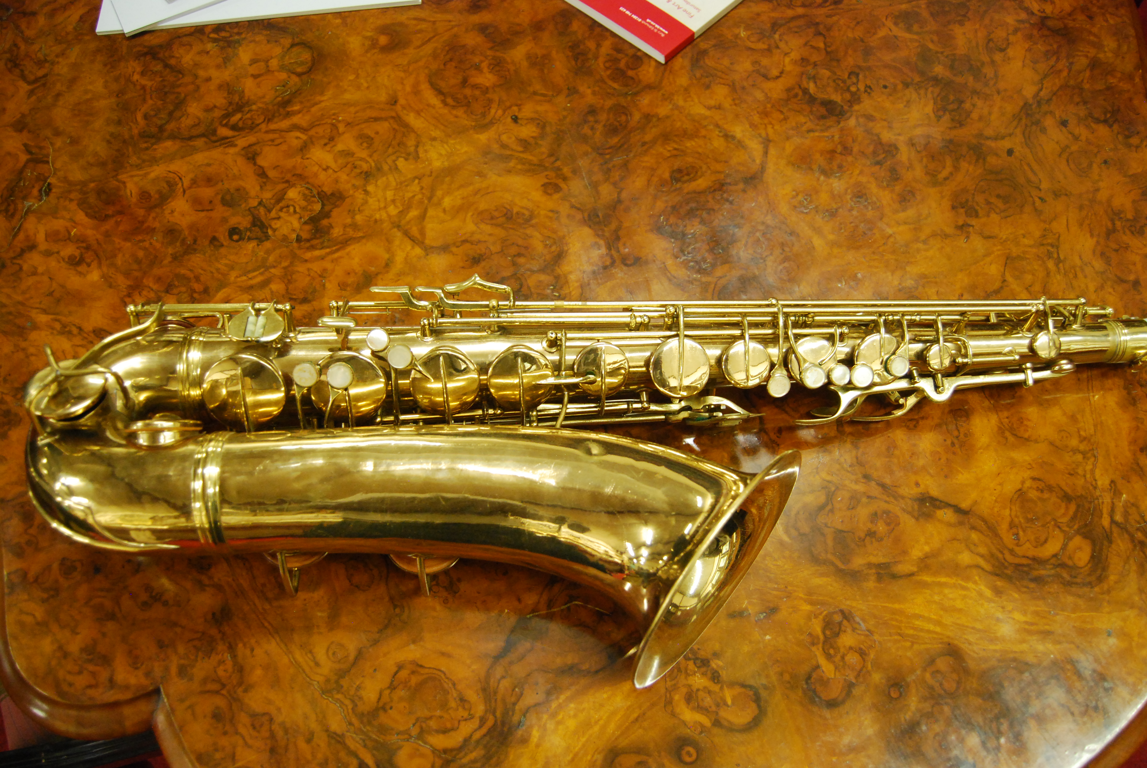 A Conn New Wonder Series II saxophone - Image 8 of 15