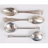 A set of six Victorian silver teaspoons, in the Kings pattern, each with monogrammed terminals, 6.
