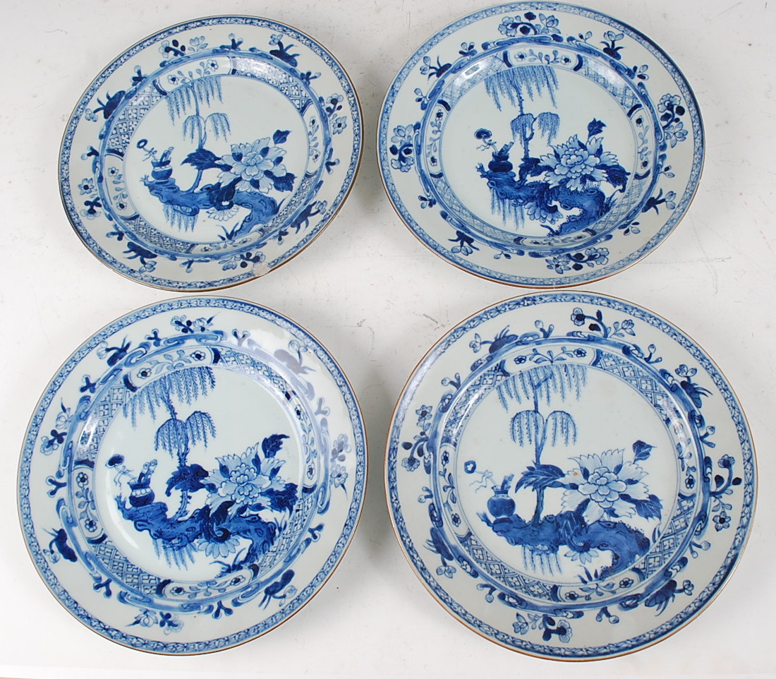 A set of four Chinese export porcelain blue and white plates, each decorated with chrysanthemums and - Image 2 of 8