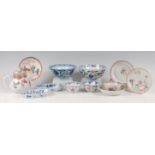 Assorted 18th and 19th century Chinese ceramics, to include small Kangxi oval shaped spoon tray