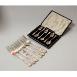 A cased set of 6 early 20th century silver teaspoons, Sheffield 1927; together with a set of six