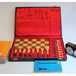 A turned box wood and ebony tournament chess set, in the Staunton pattern, height to king 7cm,