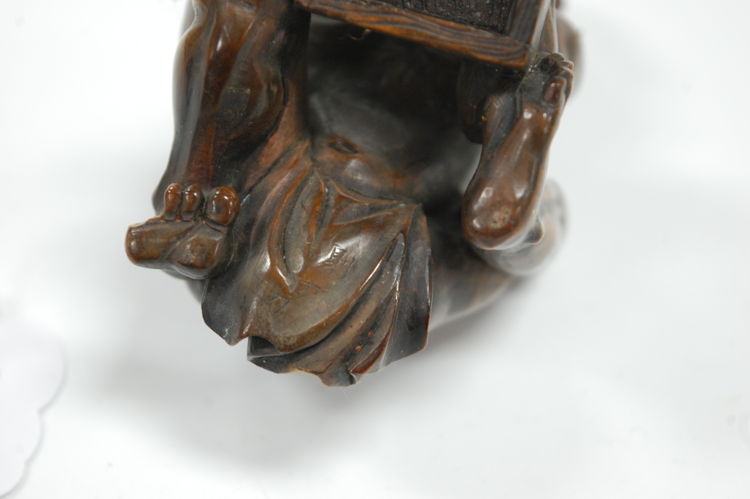 A Japanese Meiji period softwood netsuke, carved as a man in kneeling pose with rat upon his back, - Image 9 of 9