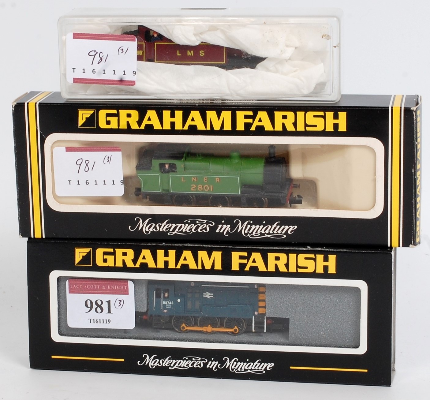 Three 'N' gauge Graham Farish 0-6-0 locos; 371-004A (Bachmann) 08 shunter 08748 BR blue (M-BM); LNER