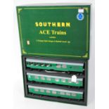 ACE Trains 3-coach set C21/B Southern Bulleid, green, comprising restaurant 7683, 1st/3rd 5746 and