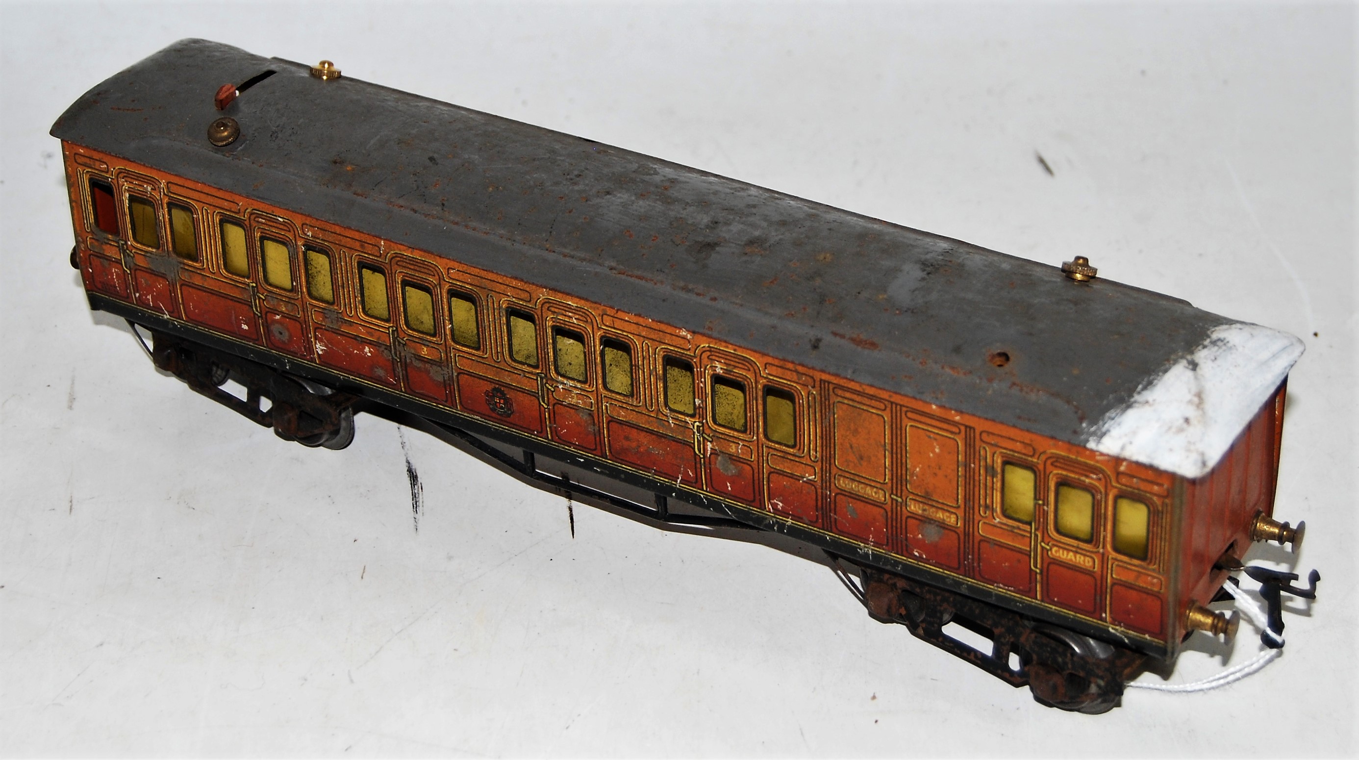 1925-39 Hornby Metropolitan coach E, br/comp, roller pick-ups, noticeable marks overall and one