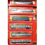 A quantity of Triang Hornby BR blue/grey period items including R404 class 47 diesel (G-BG) R369