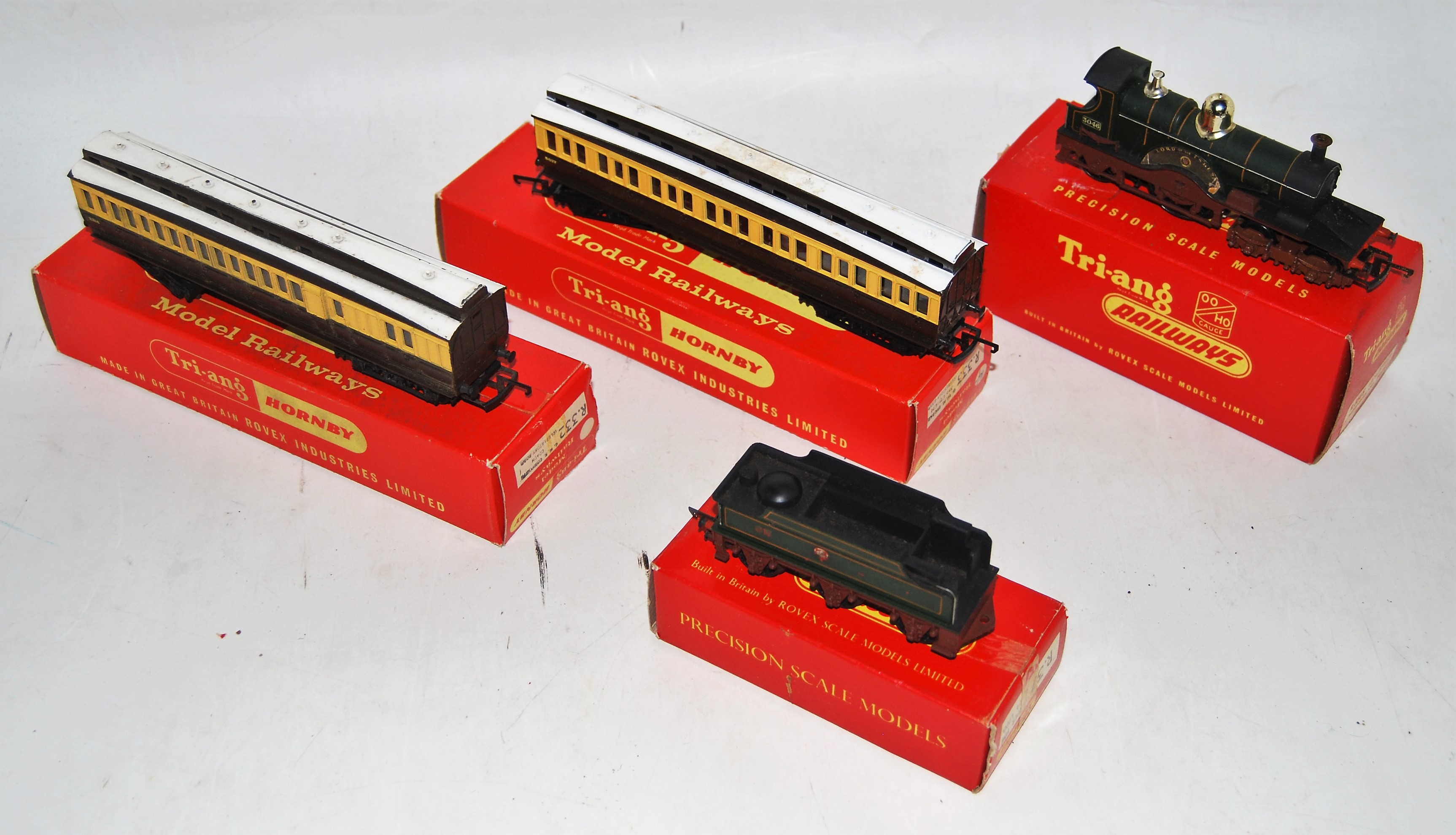 A Triang Hornby R354 'Lord of the Isles' locomotive slight damage to one paper named late