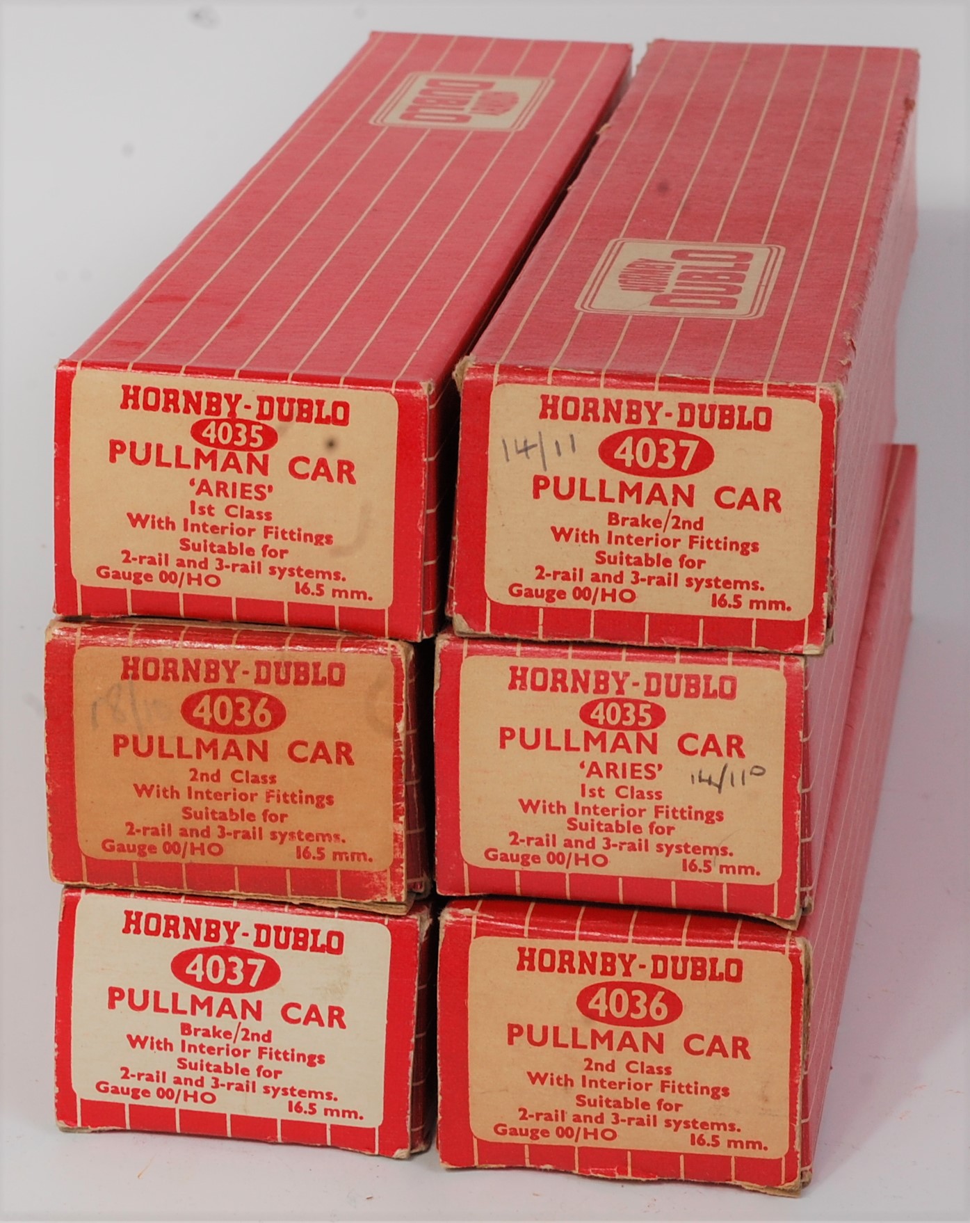 Six Hornby Dublo Pullman cars, plastic wheels - 1 x 4037 Br/2nd Car No. 79, 2x 4035 1st class Aries,