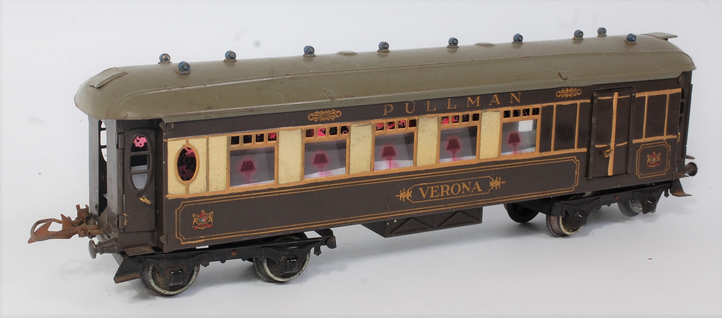 1935-41 Hornby No.2 special Pullman coach Verona, grey roof brown luggage doors, roof will benefit