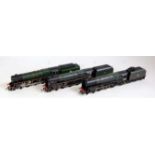 Three Hornby Britannia 4-6-2 locos and tenders, all BR green: 70021 and 70050 each missing