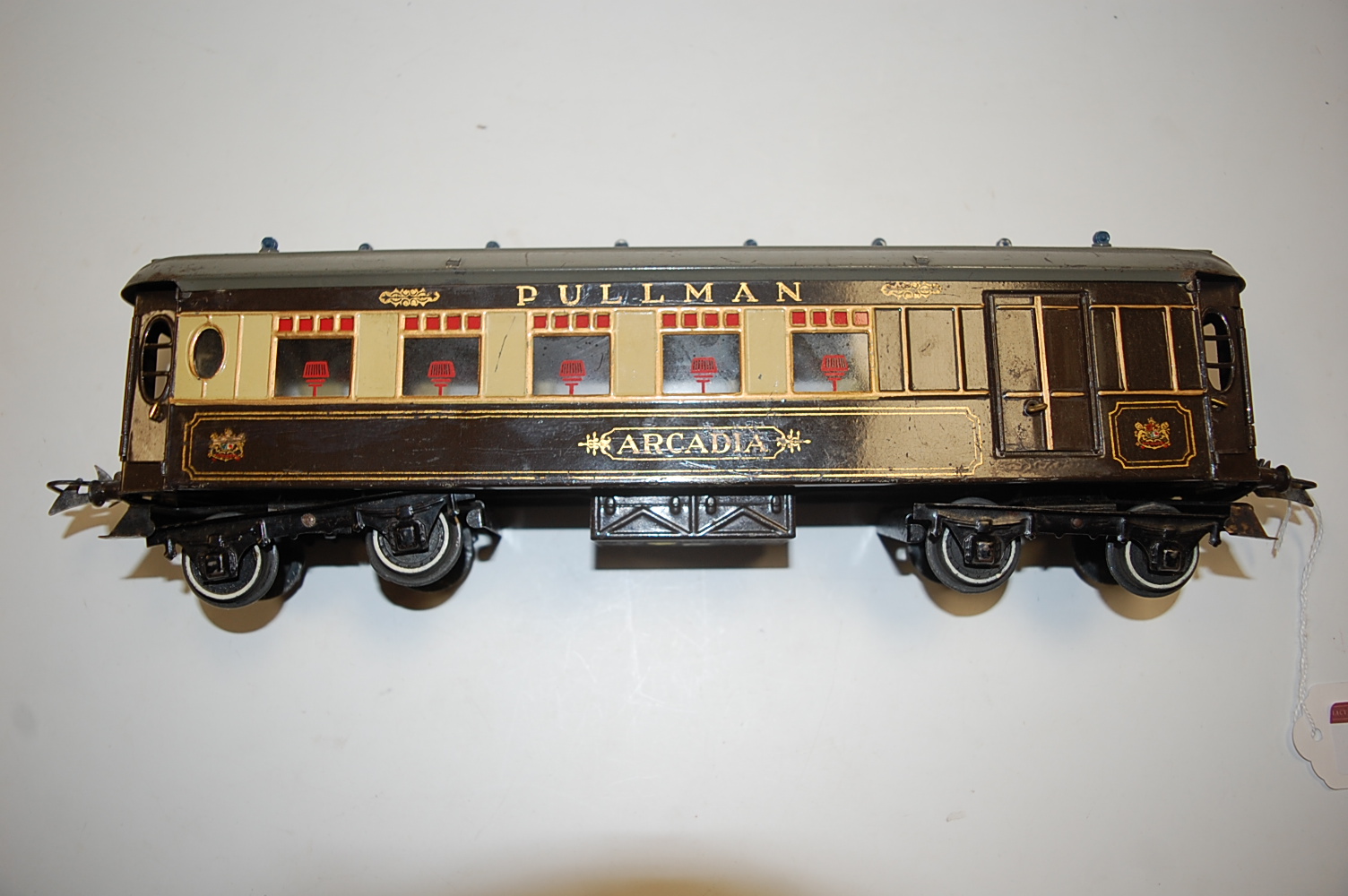 1932-5 Hornby No. 2 special Pullman coach Arcadia, grey roof, brown luggage doors, a few chips to - Image 3 of 7