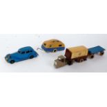 A Dinky Toys loose diecast group to include a pre-war No. 25G trailer comprising of blue and red