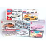 Eight various boxed AMT/ERTL, Lindberg, Revell and other 1/24 and 1/25 scale Classic Car and