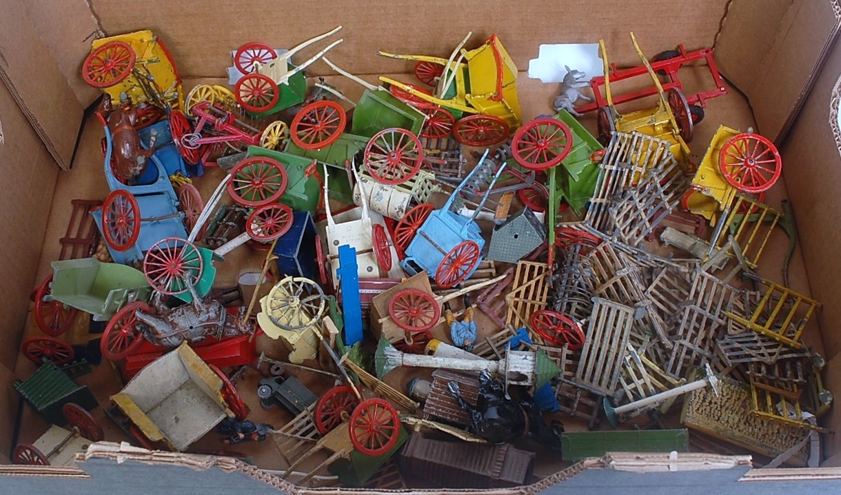 One tray containing a large quantity of various lead hollow cast and diecast farming miniatures to