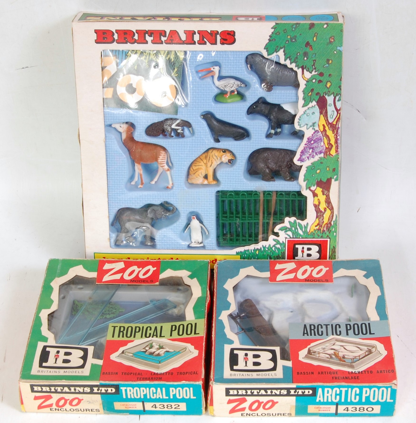 A Britains Zoo Models & Playset boxed group to include No. 7316 various zoo models and animal caging