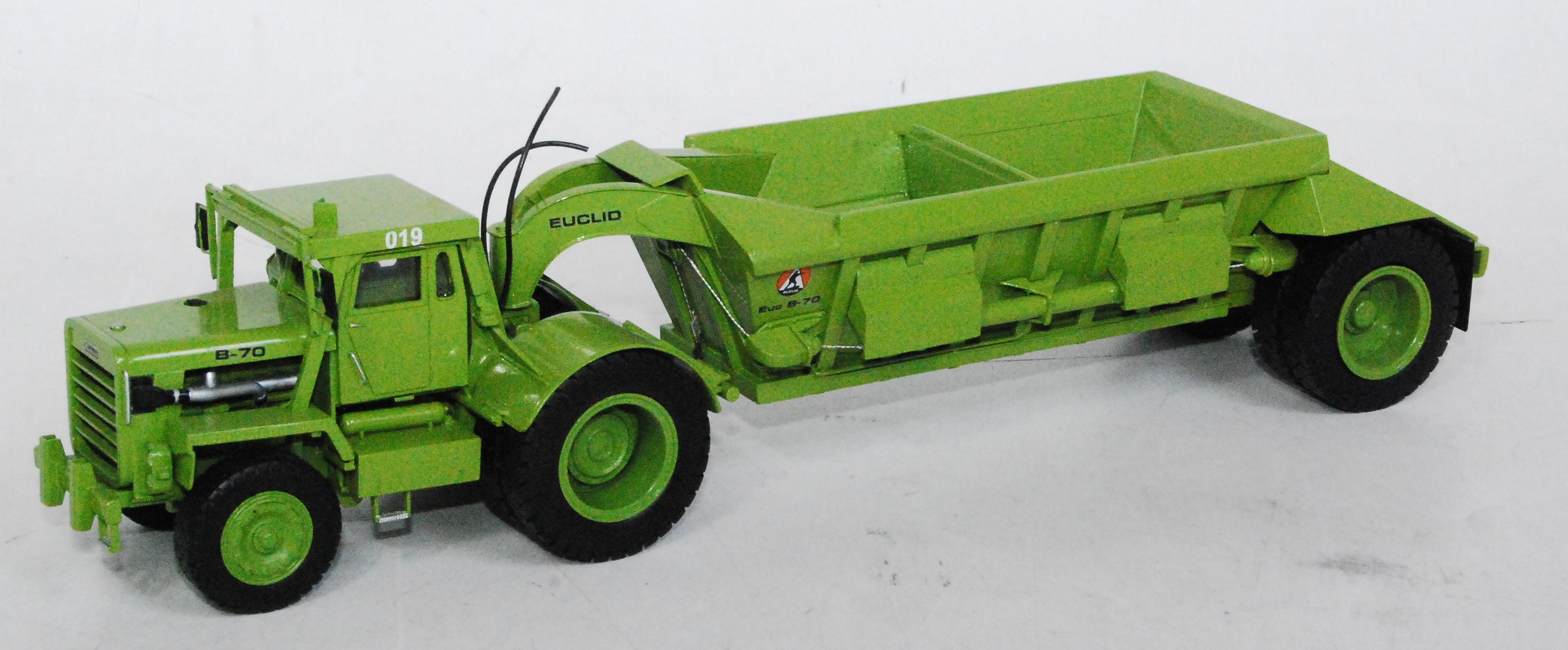 A Dan Models 1/50 sale resin factory built model of a Euclid D70 tractor/trailer bottom dump, nicely