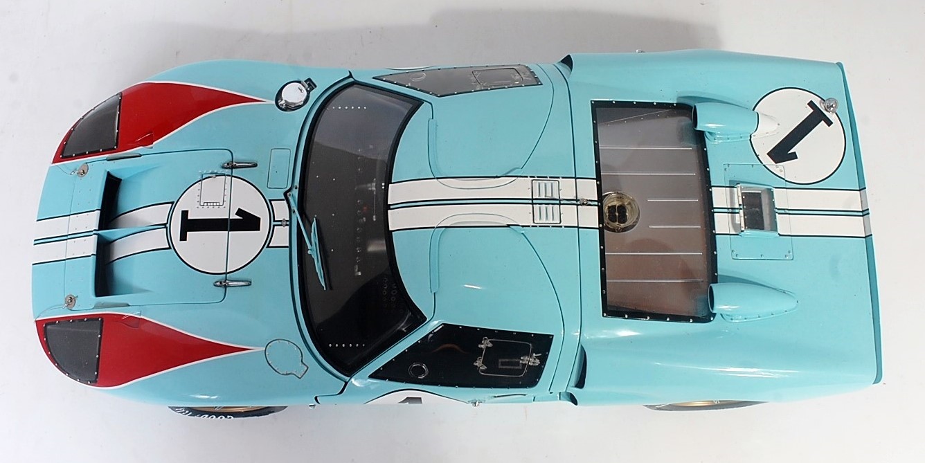 An Exoto Racing Legends model No. LMC10011 1/10 scale model of a 1966 Exoto Ford GT 40 Mk2, finished - Image 2 of 6