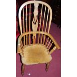 Two similar 19th century elm splat back Windsor chairs