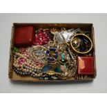 A box of miscellaneous costume jewellery to include faux pearl necklace, gents cufflinks etc