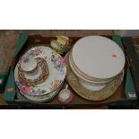 A collection of ceramics, to include an Old English Gloria pattern tea cup and saucer